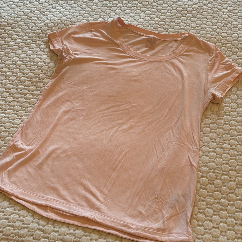 Active wear shirt